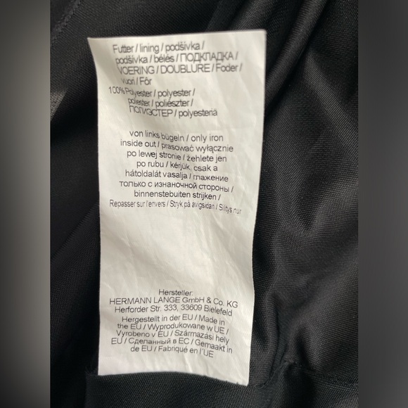 Hermann Lange Collection Eye Catching  Blazer in stripes of peach, white - Picture 9 of 9